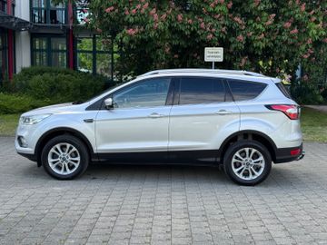 Ford Kuga - 4