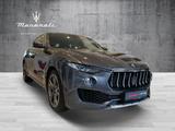 Maserati Levante SQ4 GranLusso - Maserati Levante in Leipzig