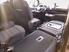 Fahrzeugabbildung Opel Combo-e Life XL Ultimate 7-Sitzer