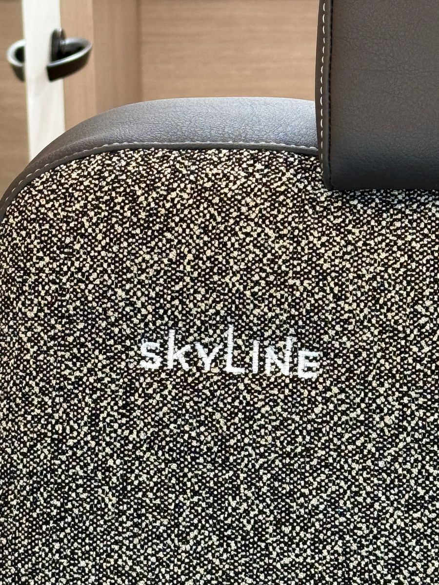 Fahrzeugabbildung Bürstner Lyseo Time Skyline 726G - Sie sparen 11.989€