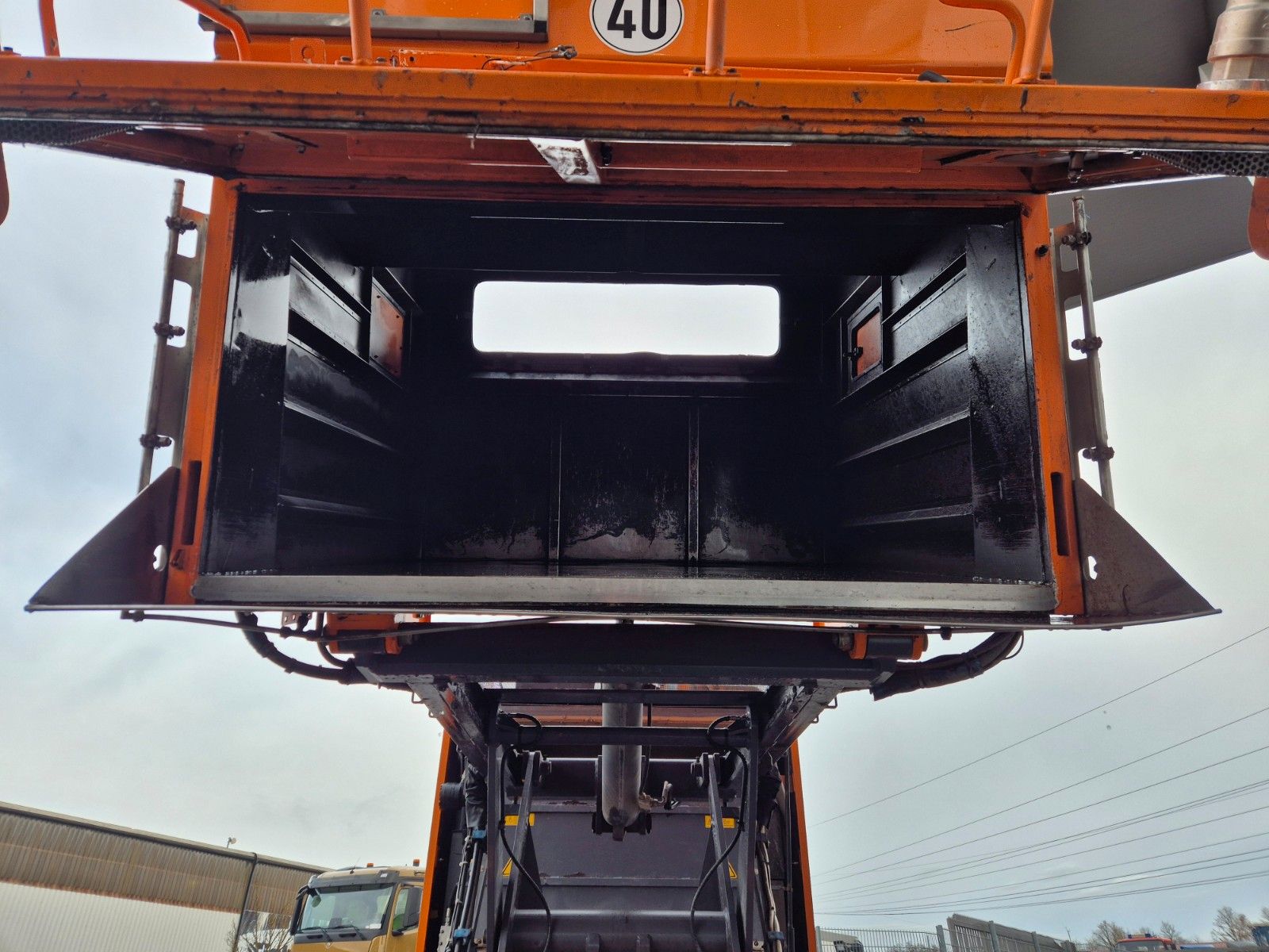 Fahrzeugabbildung Andere Dulevo 6000T Kehrmaschine