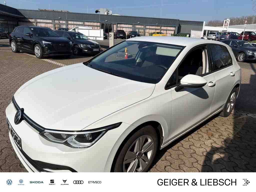 Volkswagen Golf VIII 1.5 TSI LIFE*LED*KAMERA*PDC*SHZ*NAVI*K