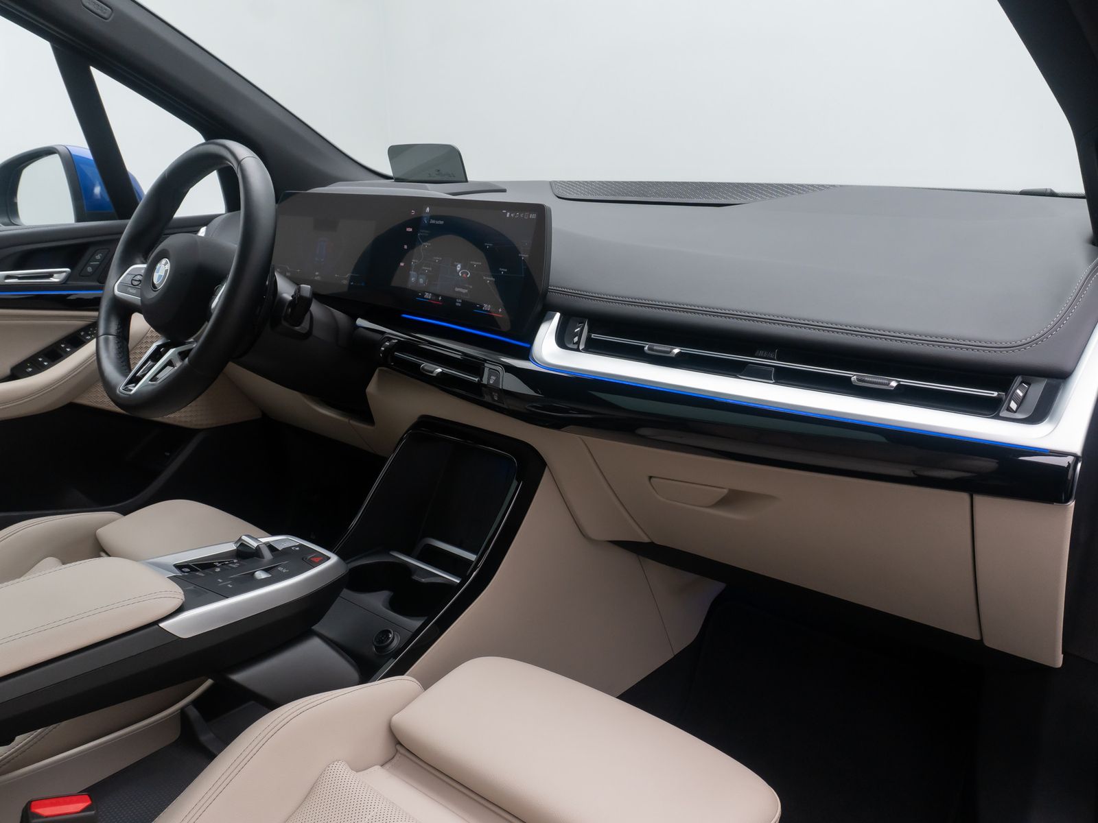 Fahrzeugabbildung BMW 220i Active Tourer M Sport 360° HUD DAB Panorama