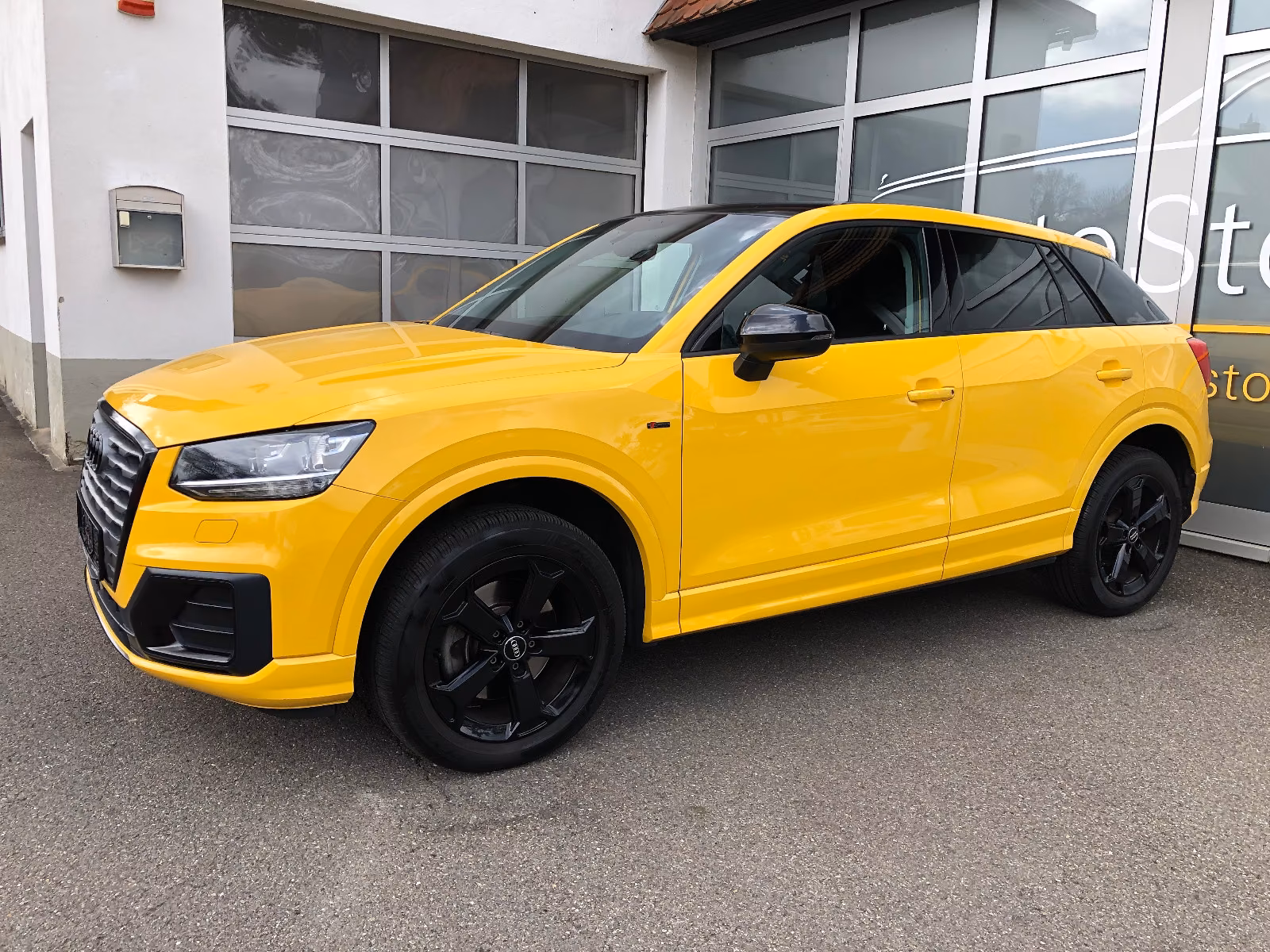 Audi Q2 1.4 TFSI S tronic S line *VIRTUAL*NAVI*AHK*