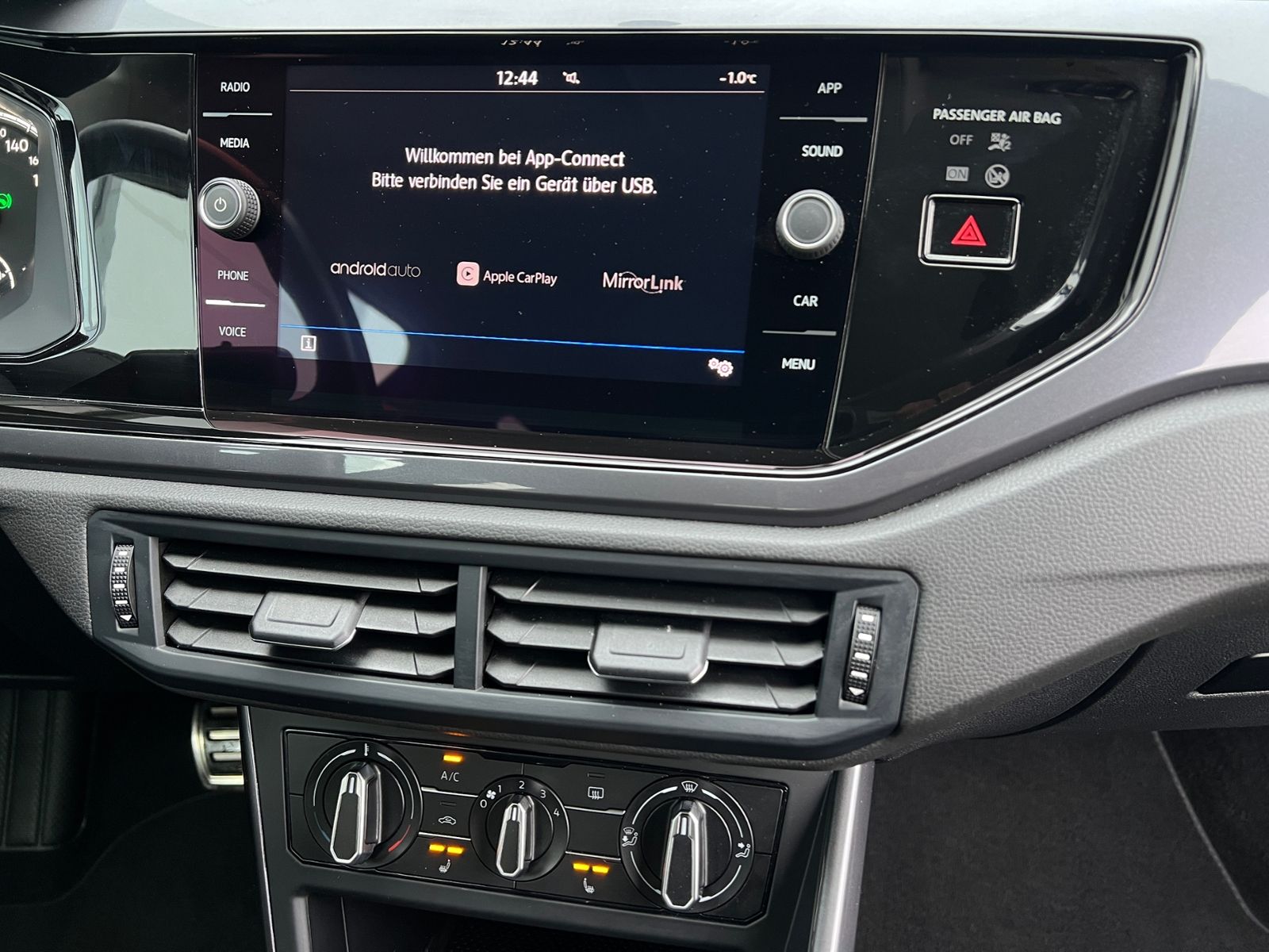 Fahrzeugabbildung Volkswagen Polo IQ.DRIVE 1.0 TSI *AppConnect, Tempomat, Sit