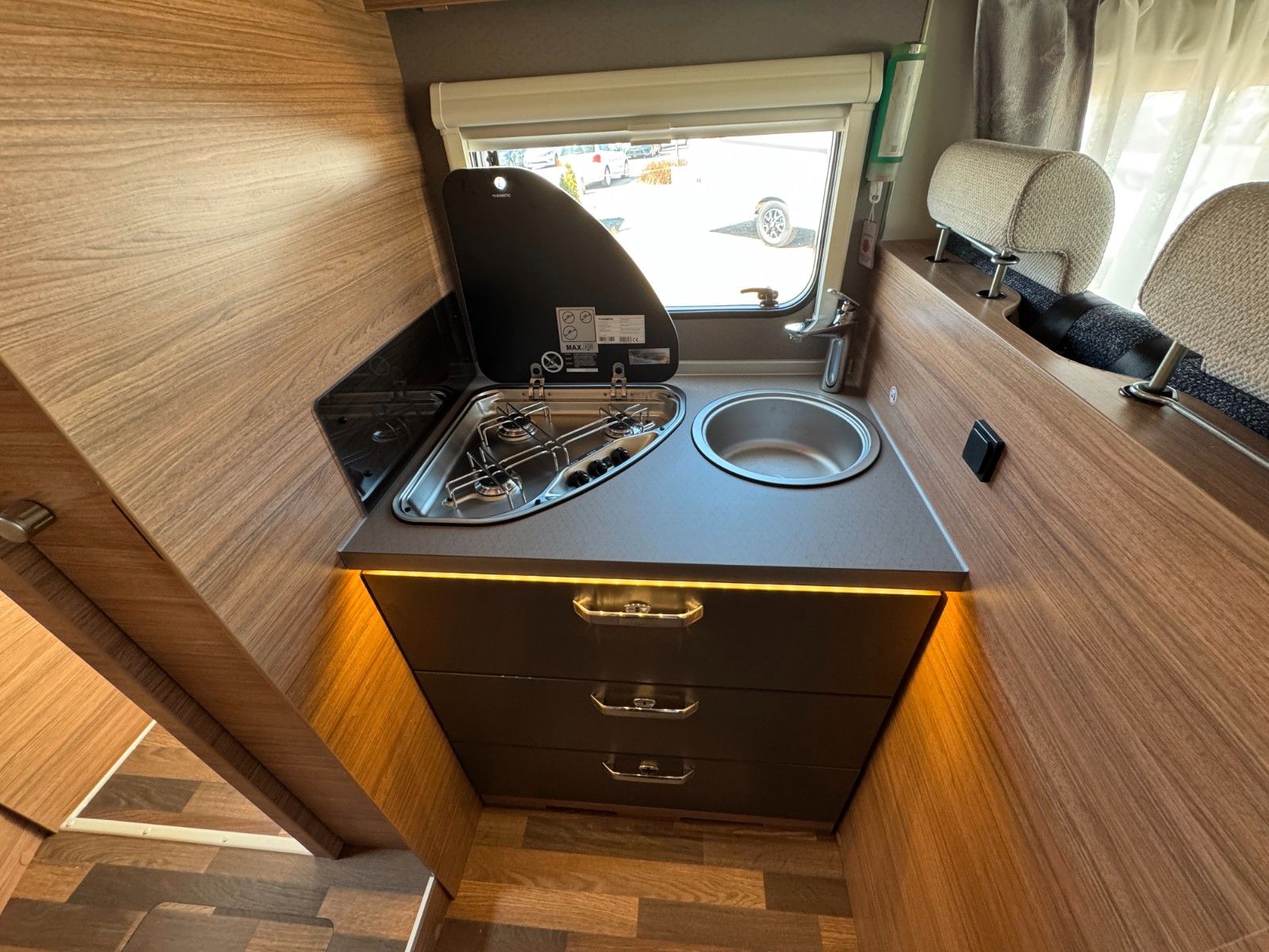 Fahrzeugabbildung Weinsberg CaraSuite 650 ME *Dachklima