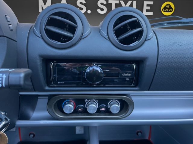 Fahrzeugabbildung Lotus Elise SPORT 220 Sonderlack Military Grey