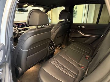 BMW X5 - 11