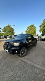 Toyota Tundra 5.7 i force 4x4 - Toyota Tundra von privat