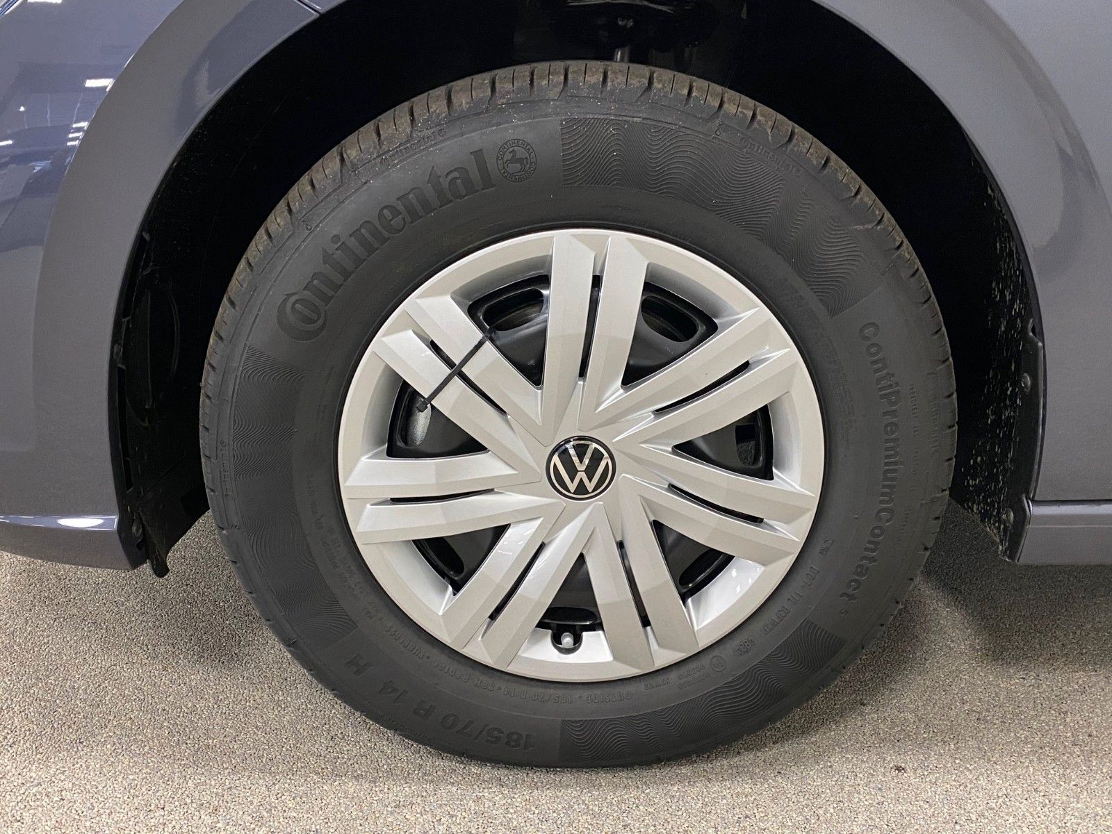Fahrzeugabbildung Volkswagen Polo 1.0 MPI+SITZHEIZUNG+PARKSENSOREN+AppConnect
