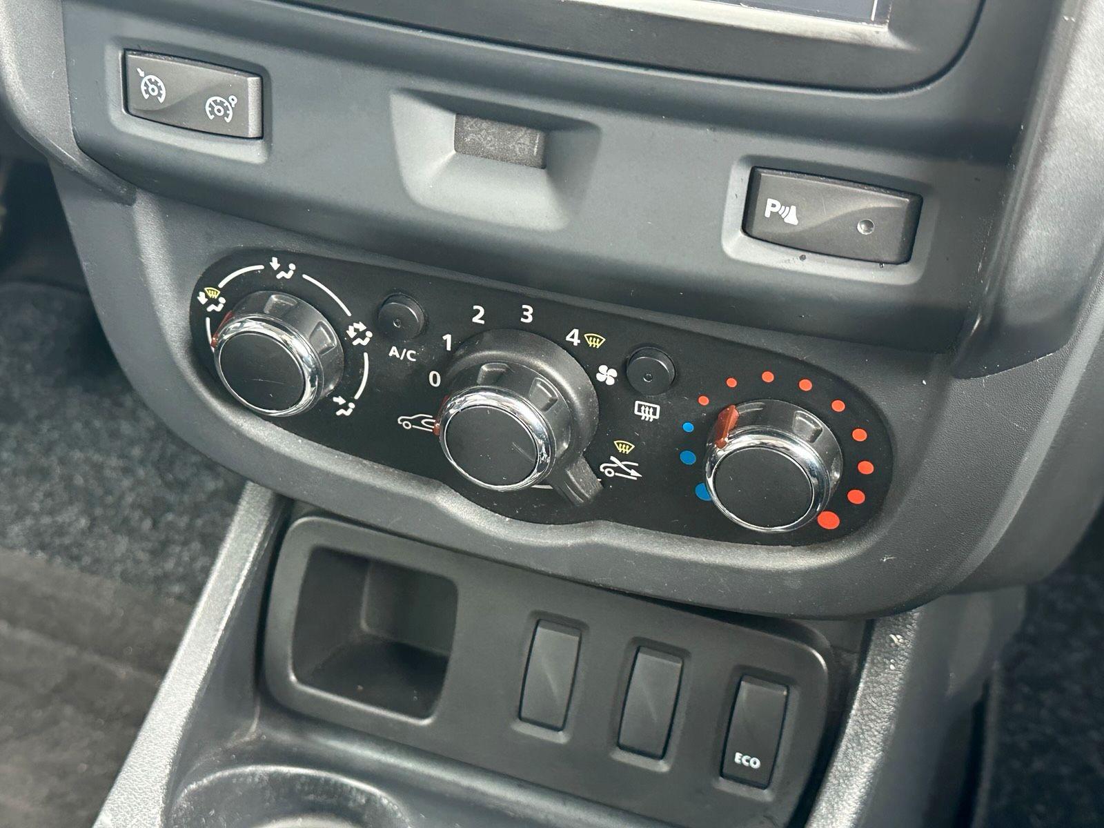 Dacia Duster 2015 — photo 10
