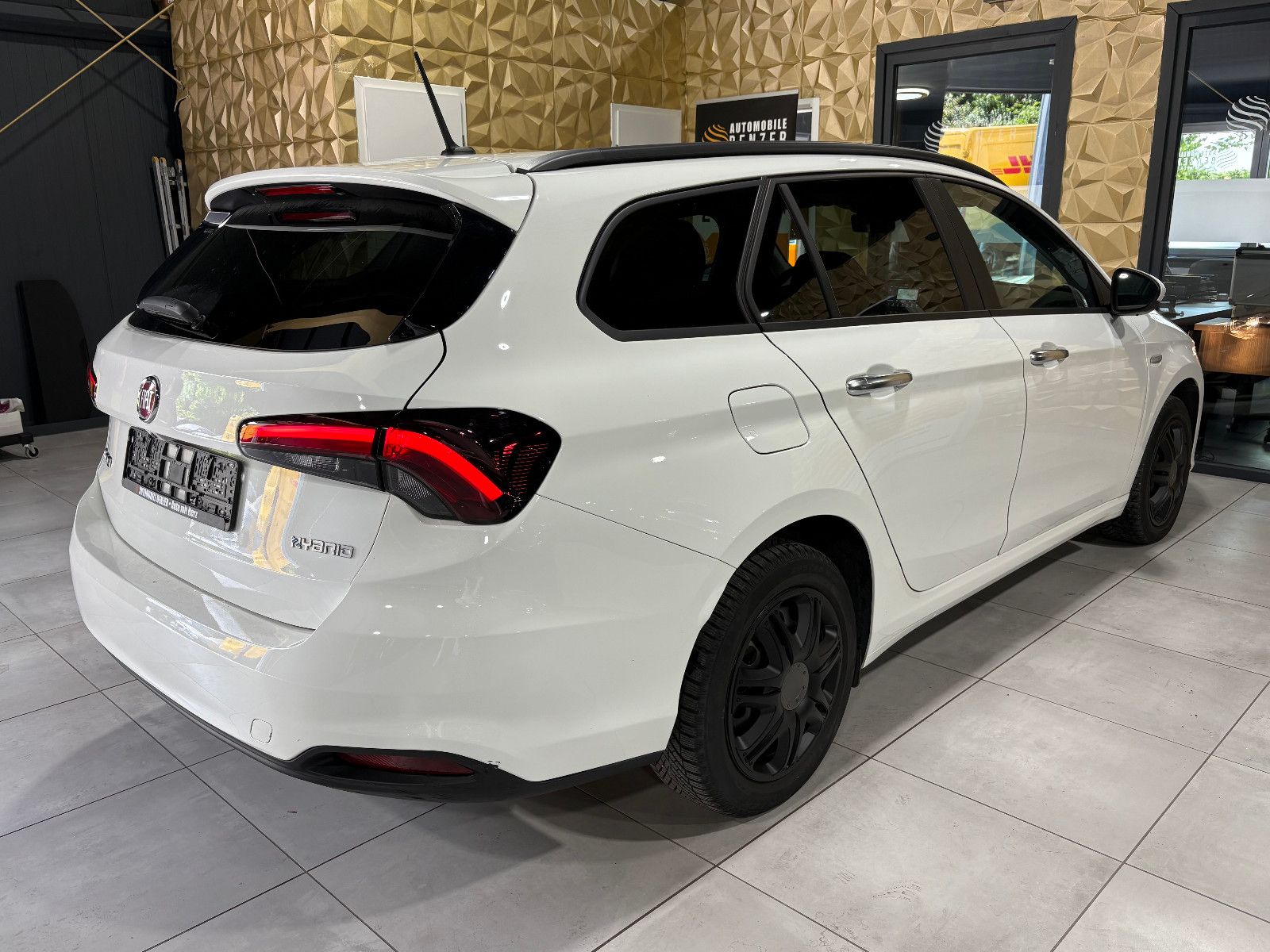 Fahrzeugabbildung Fiat Tipo City Life/ACC/SHZ/KAMERA/NAVI/SPURHALTE