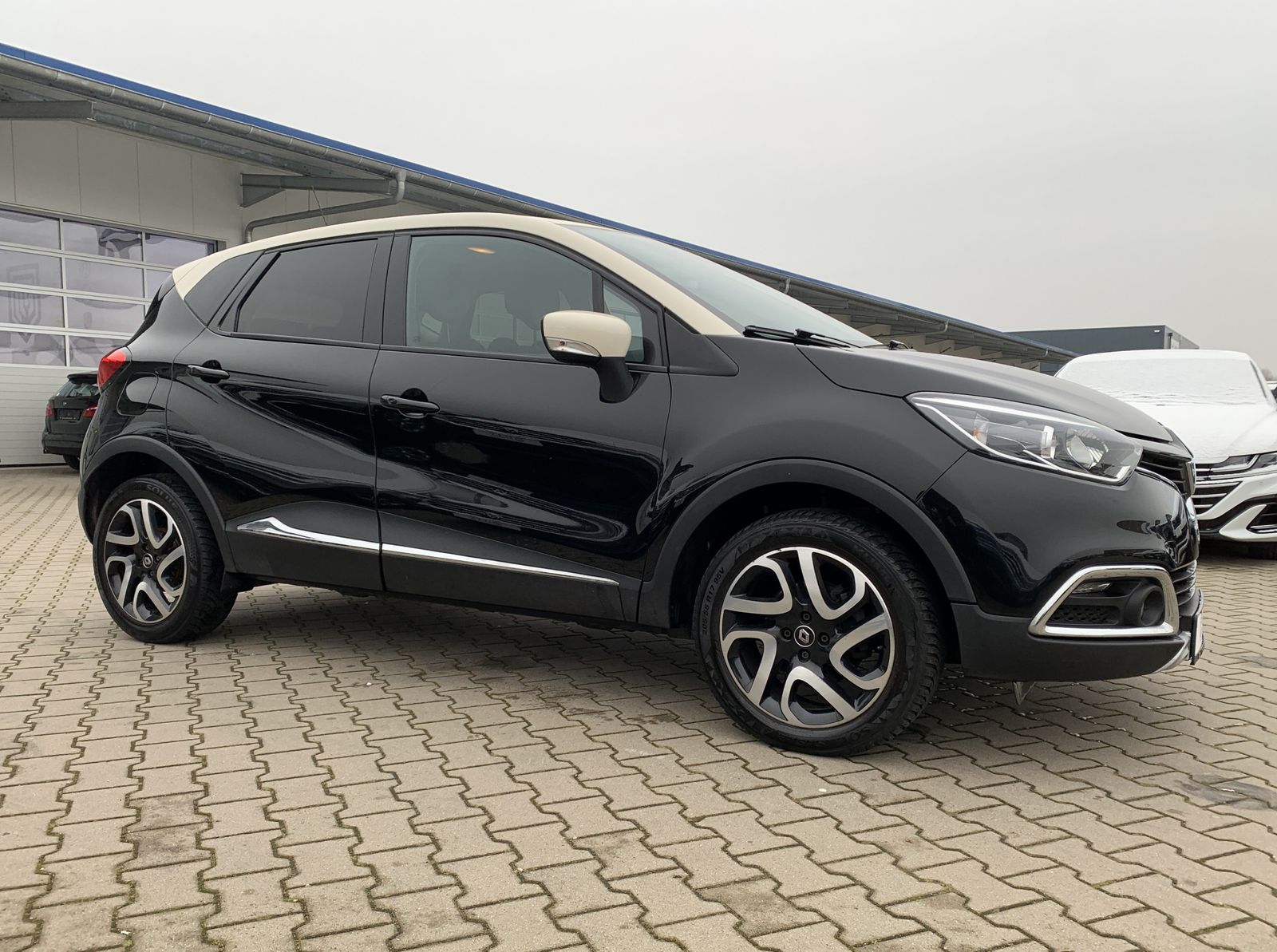 Fahrzeugabbildung Renault Captur 1.5 dCI*XMOD Energy*LED*Cam*Temp*SHZ*Navi