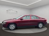 Volvo S60 2.4 Comfort SEHR GEPFLEGT! - Volvo: Com