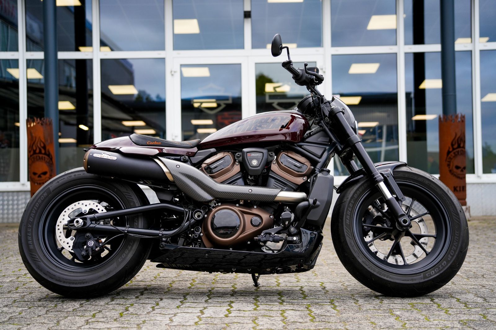 Fahrzeugabbildung Harley-Davidson RH1250S Sportster S - Jekill & Hyde