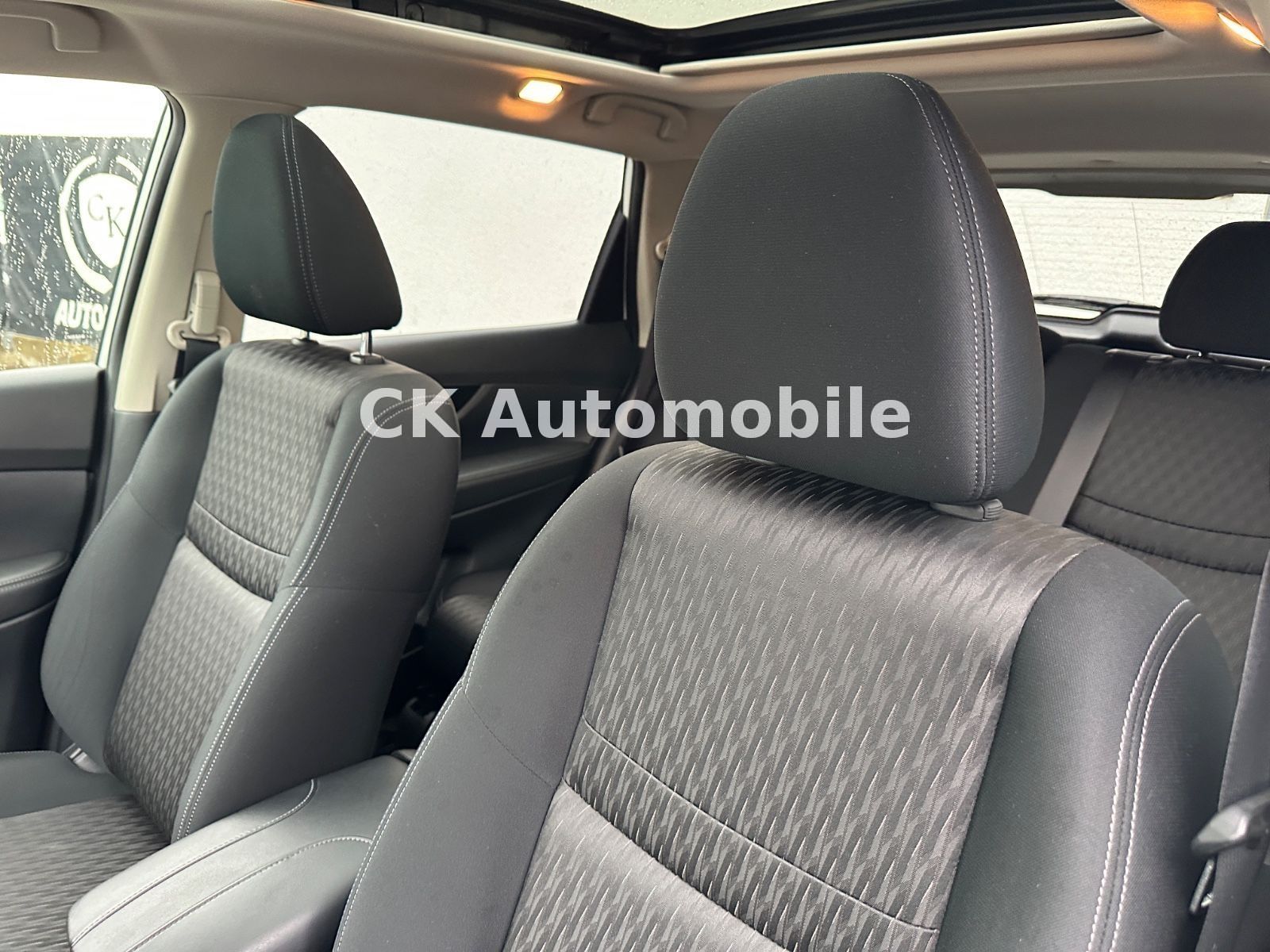 Fahrzeugabbildung Nissan X-Trail N-Design 1.3 DIG-T/Navi/Pano/LED/360°Kam