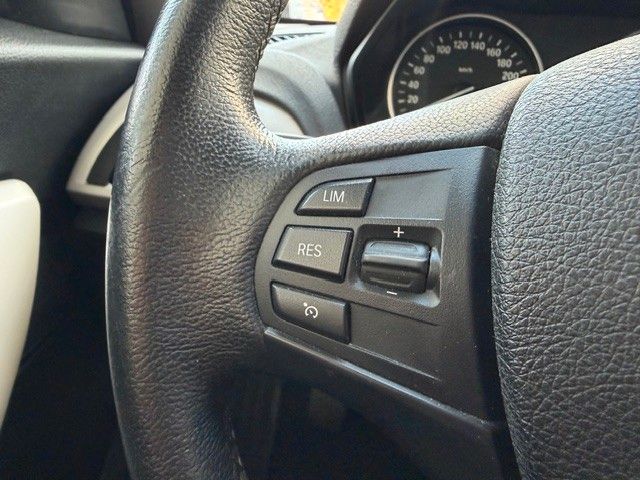 Fahrzeugabbildung BMW 118d xDrive Advantage 150PS LED/PDC/SHZ!