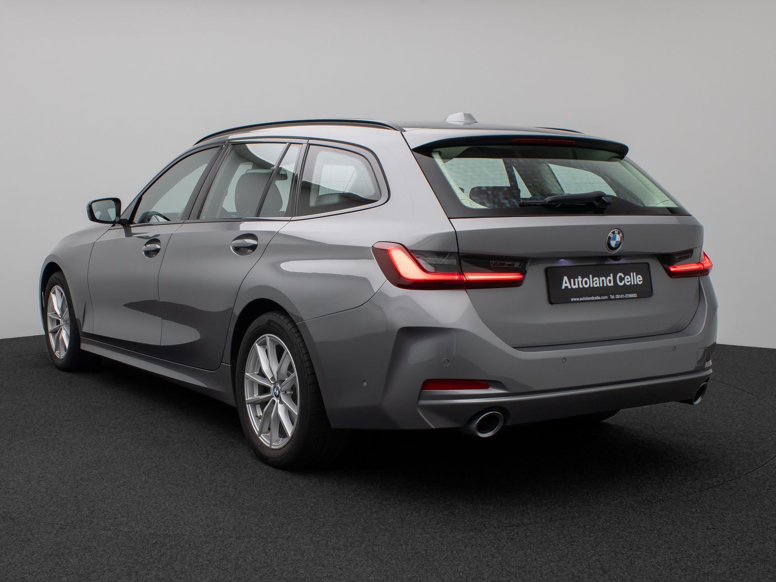 Fahrzeugabbildung BMW 320d xD Kamera DAB CockPit+ Widscreen SportLenkr