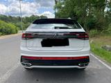 Volkswagen Taigo 1.5 TSI DSG R-Line IQ-Light LED CarPlay AH - VW Taigo von privat