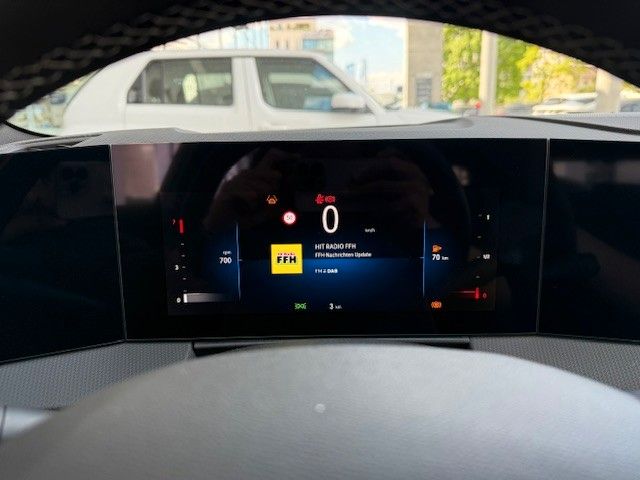 Fahrzeugabbildung Opel Astra Edition 1.2l 130PS Navi/Kamera!