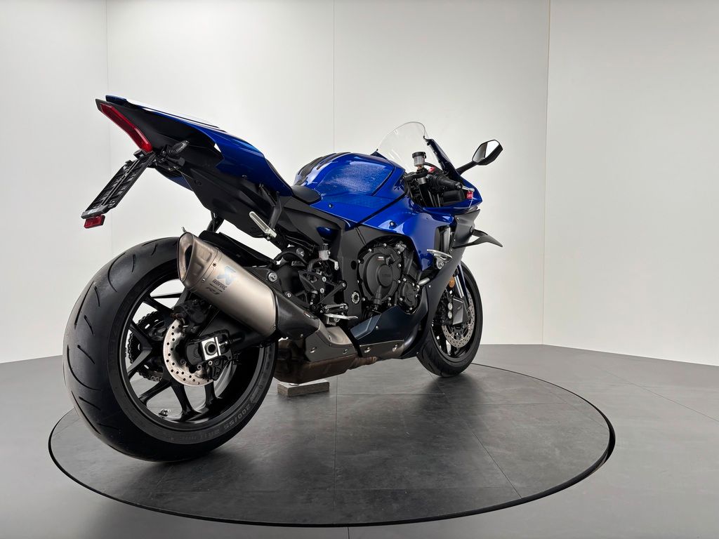 Fahrzeugabbildung Yamaha YZF-R1 *NEUWERTIG *WINGLETS *UNFALLFREI