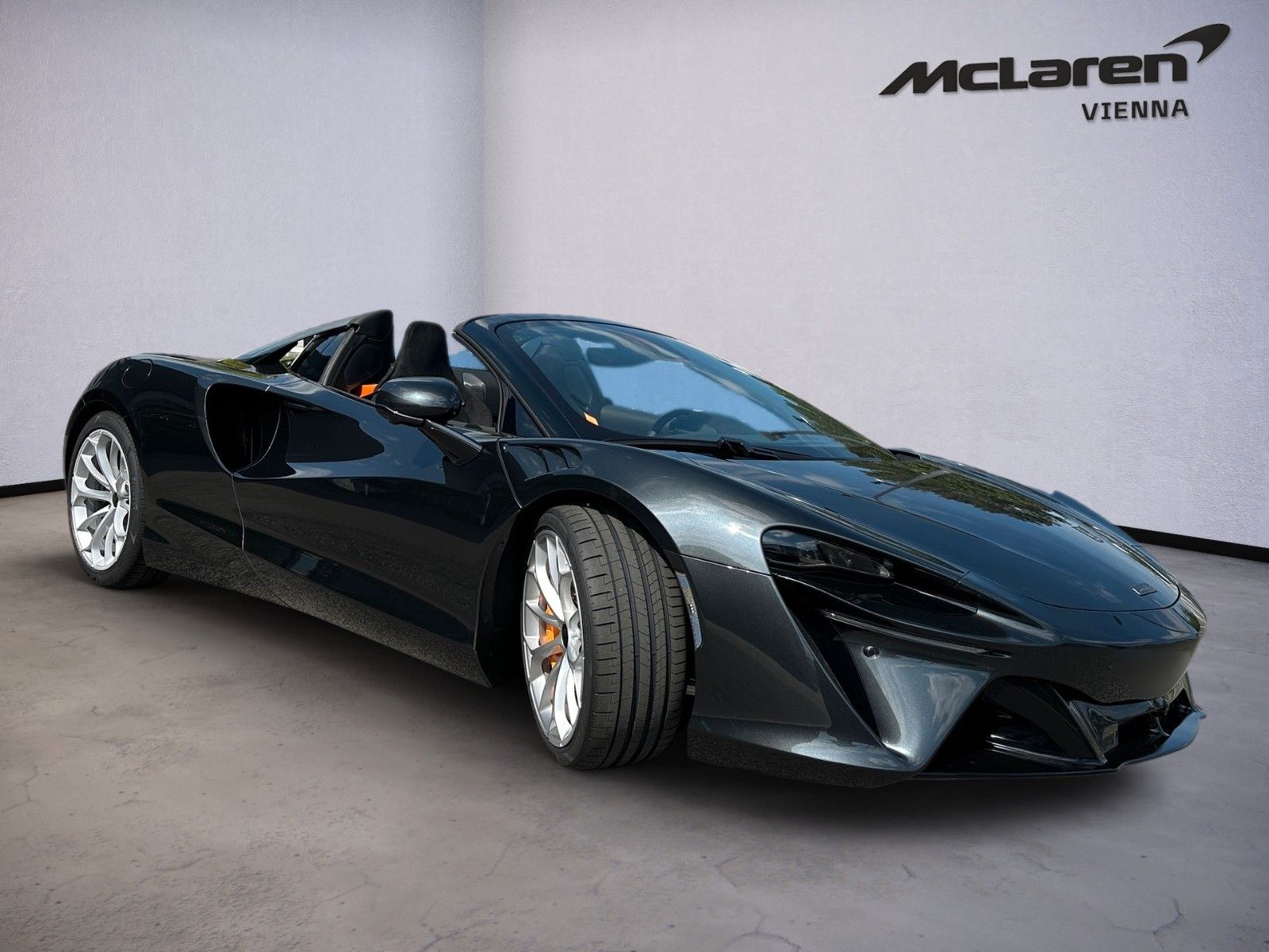 McLaren Artura Spider / Plateaux / Tec Pack / B&W imagem 2