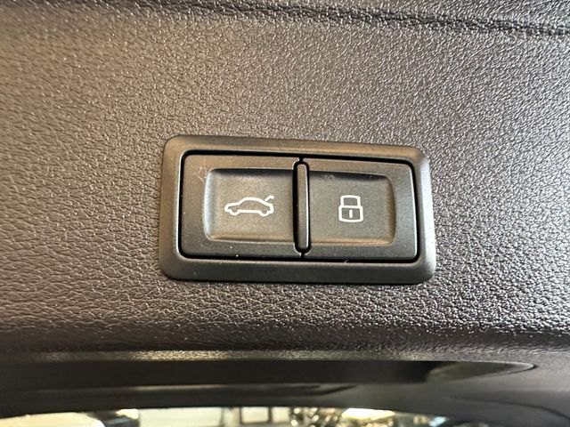 Audi A4 Avant *AHK*ACC*3-Zonen*Spurhalte*LED*VOLL