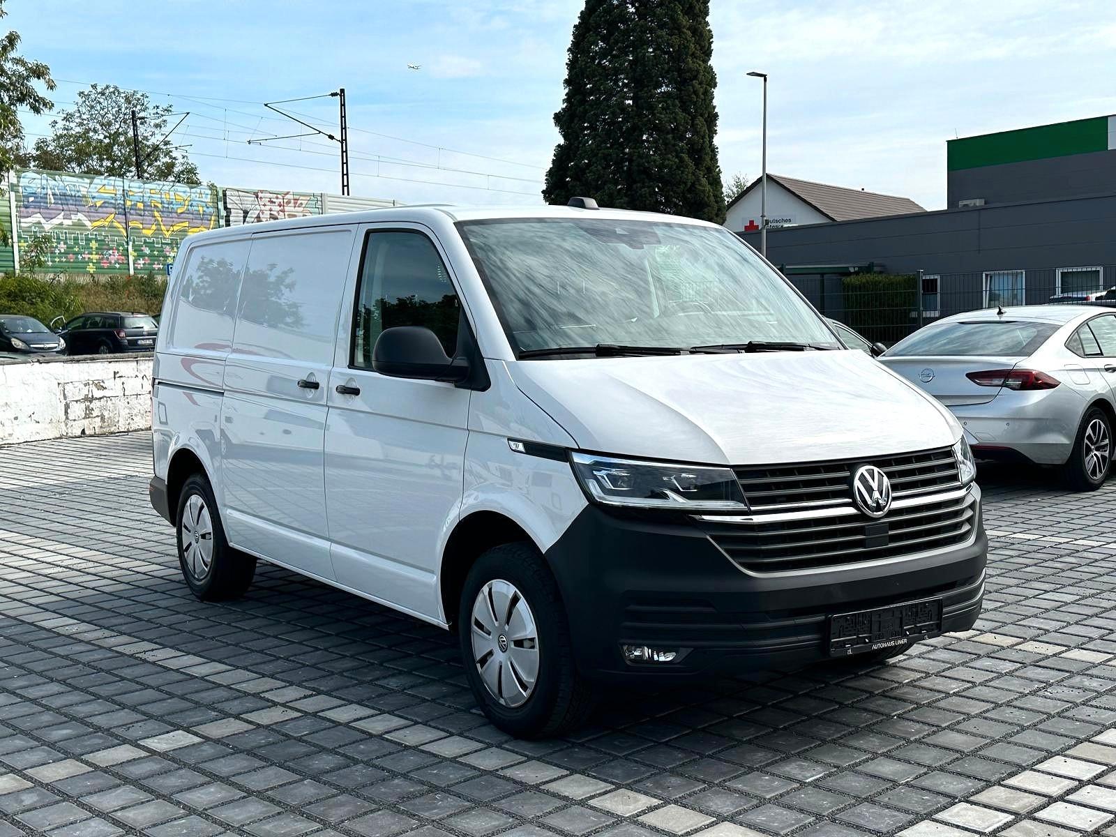 Volkswagen T6.1 Transporter 2.0 TDI DSG*KAM*ACC*SPUR*AHK*