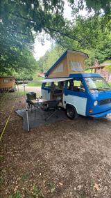 Volkswagen T3 andere - blaue Volkswagen T3 andere