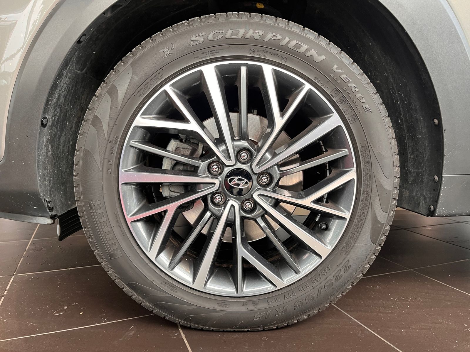 Fahrzeugabbildung Hyundai TUCSON Advantage AHK 2WD KLIMA NAVI ALU