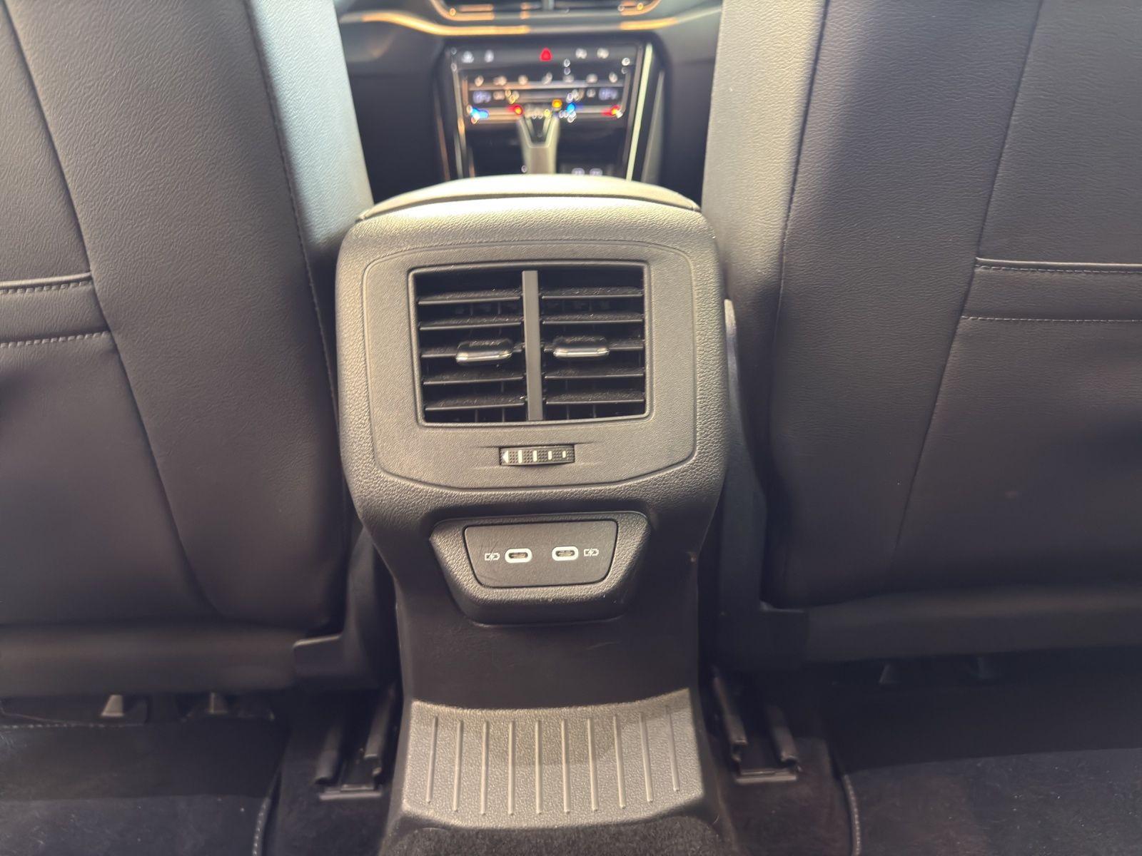 Volkswagen T-Roc R-Line 1.5 TSI 18Z*Matrix*EasyO*RFK*AHK*, миниатюра 17