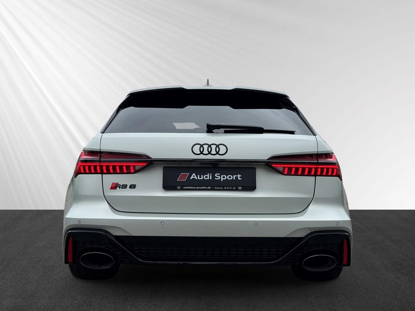 Audi RS6 Avant performance 360°+B&O Adv+Keramik+Sthz