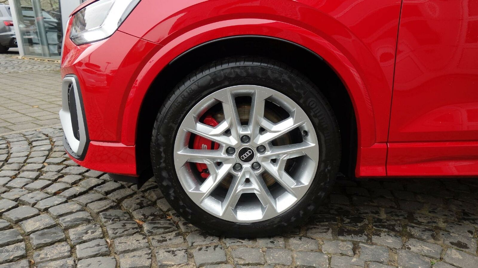Fahrzeugabbildung Audi SQ2 TFSI s-tronic quattro AHK Fahren Parken S Li