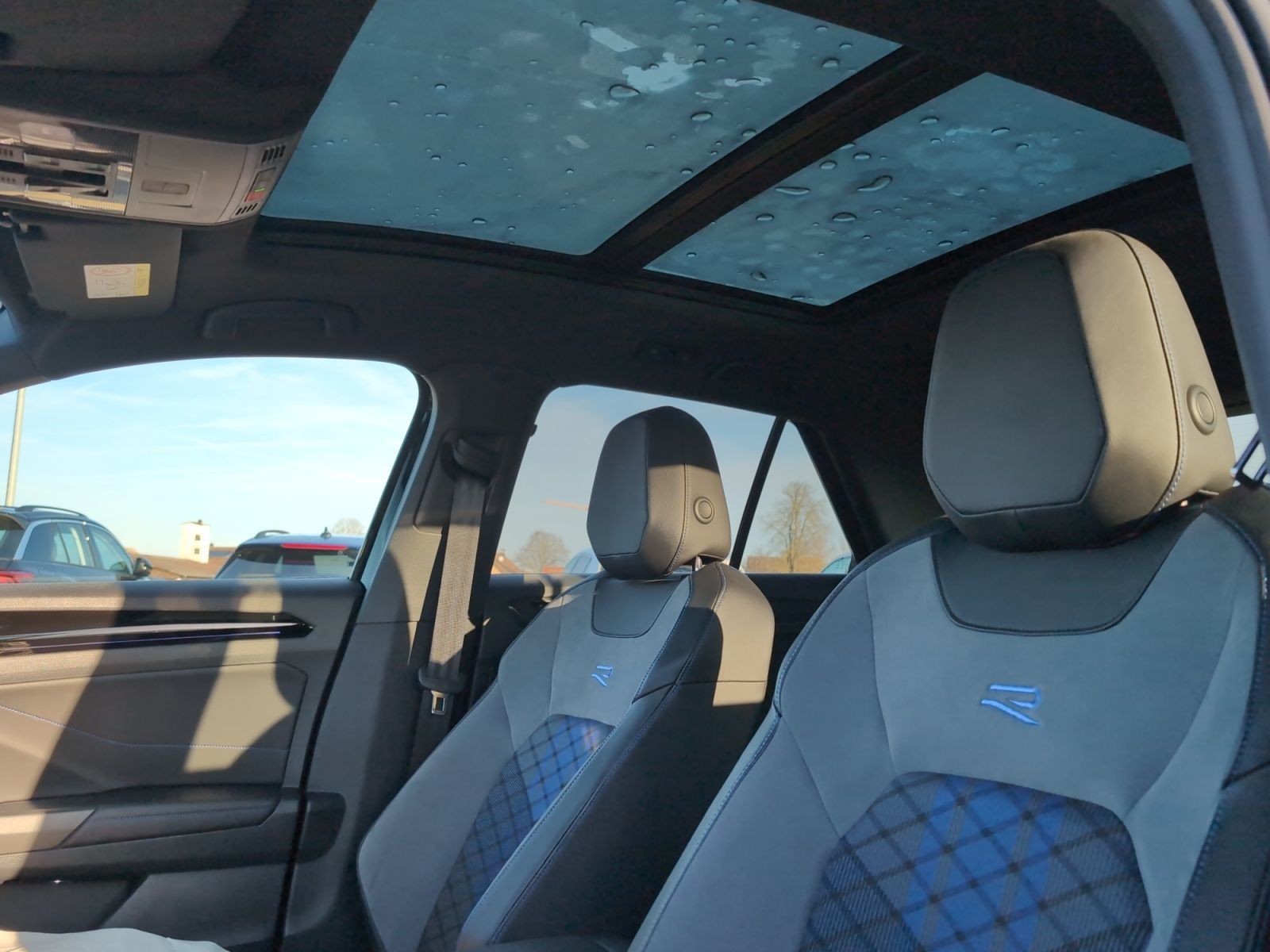 Volkswagen T-Roc - Bild 18