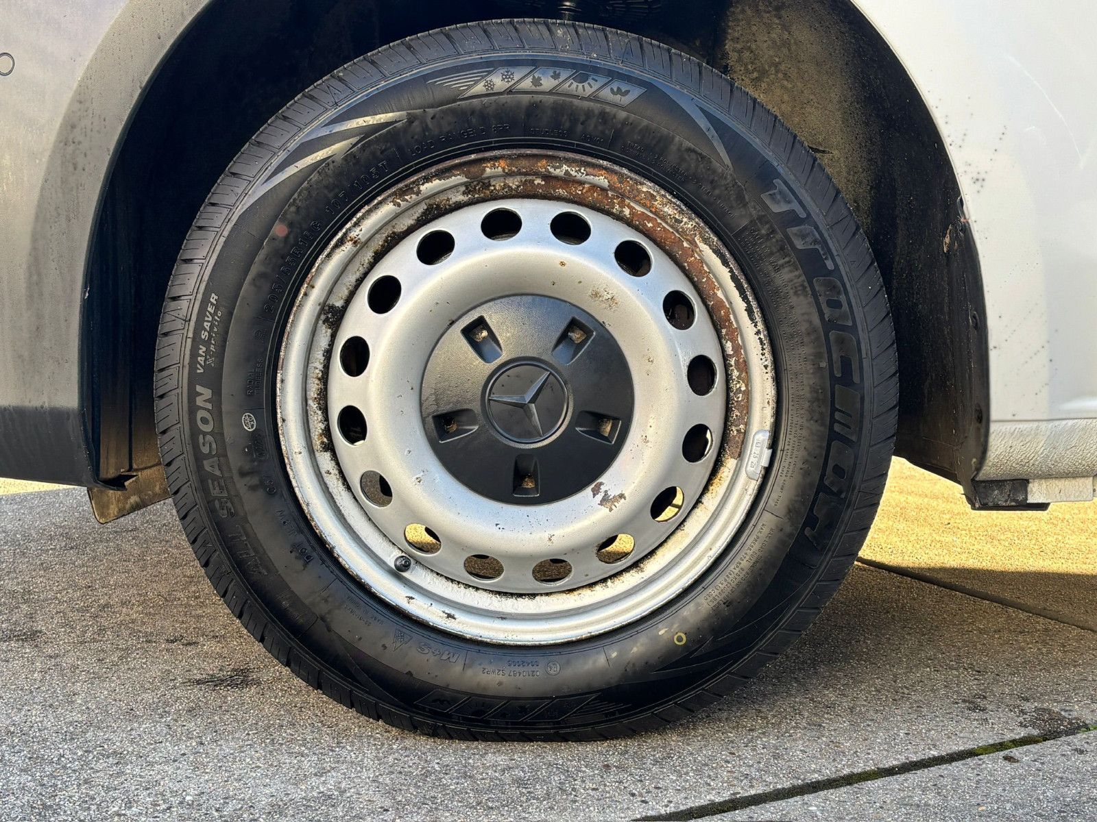 Fahrzeugabbildung Mercedes-Benz Vito Kasten 116 CDI RWD lang PDC Temp. AHK Klima