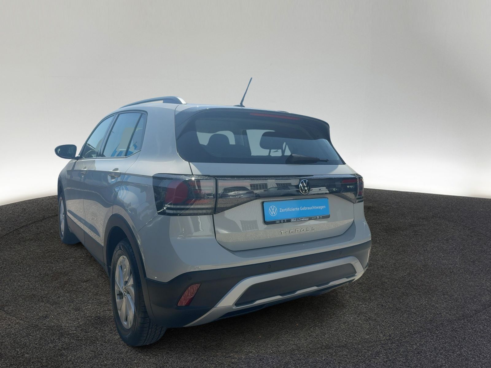 Volkswagen T-Cross Life 1.0 TSI LED PDC SHZ ACC APP foto 3