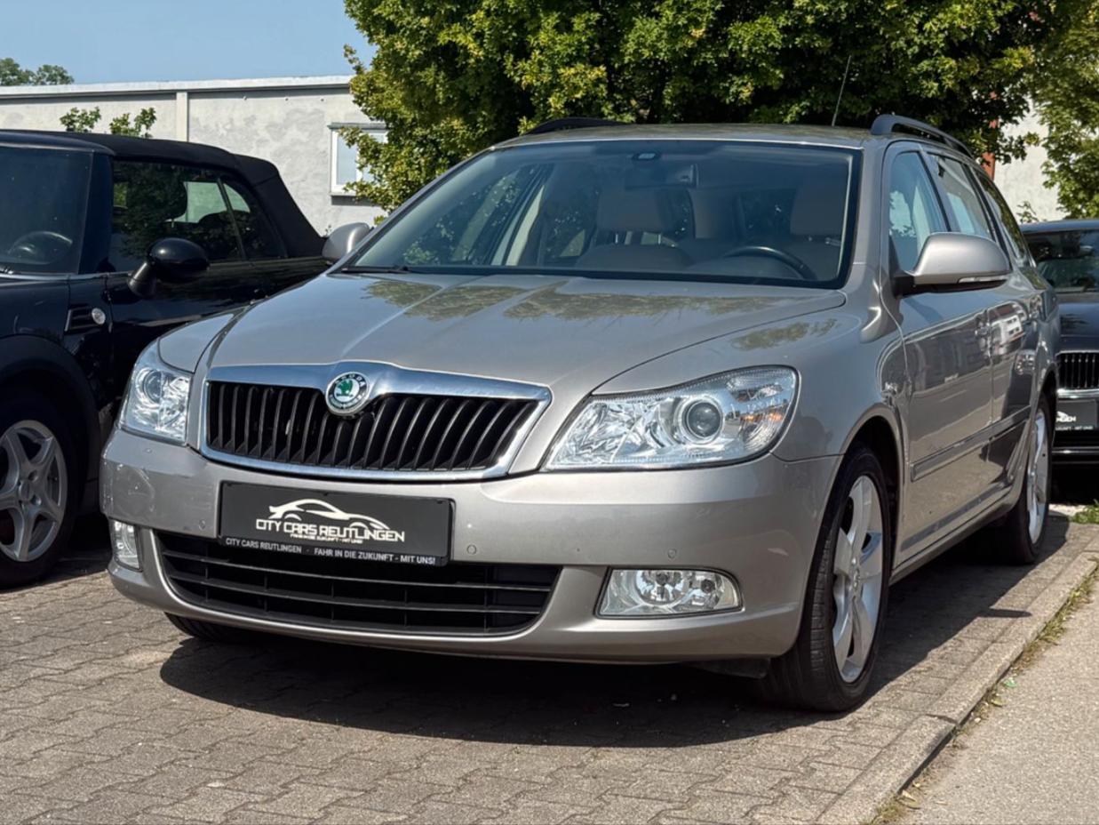 Skoda Octavia Elegance AUTOMATIK+STEUERKETTE NEU+TMPMT