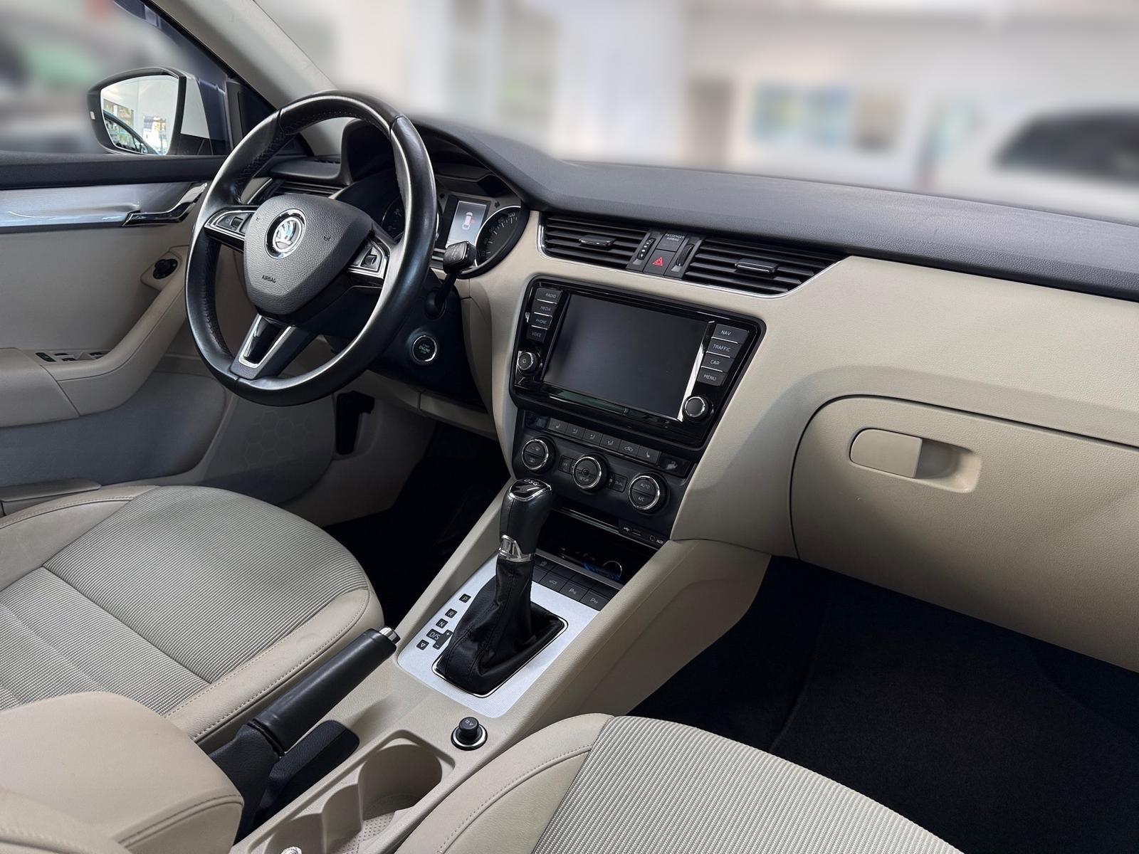 Skoda Octavia Combi 1.4 TSi Automatik Ambition Xenon