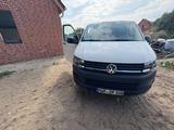 Volkswagen T6 Transporter, guter Zustand, 8fach bereift - : Gute