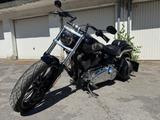 Harley-Davidson Breakout Softail FXSB - HARLEY-DAVIDSON SOFT