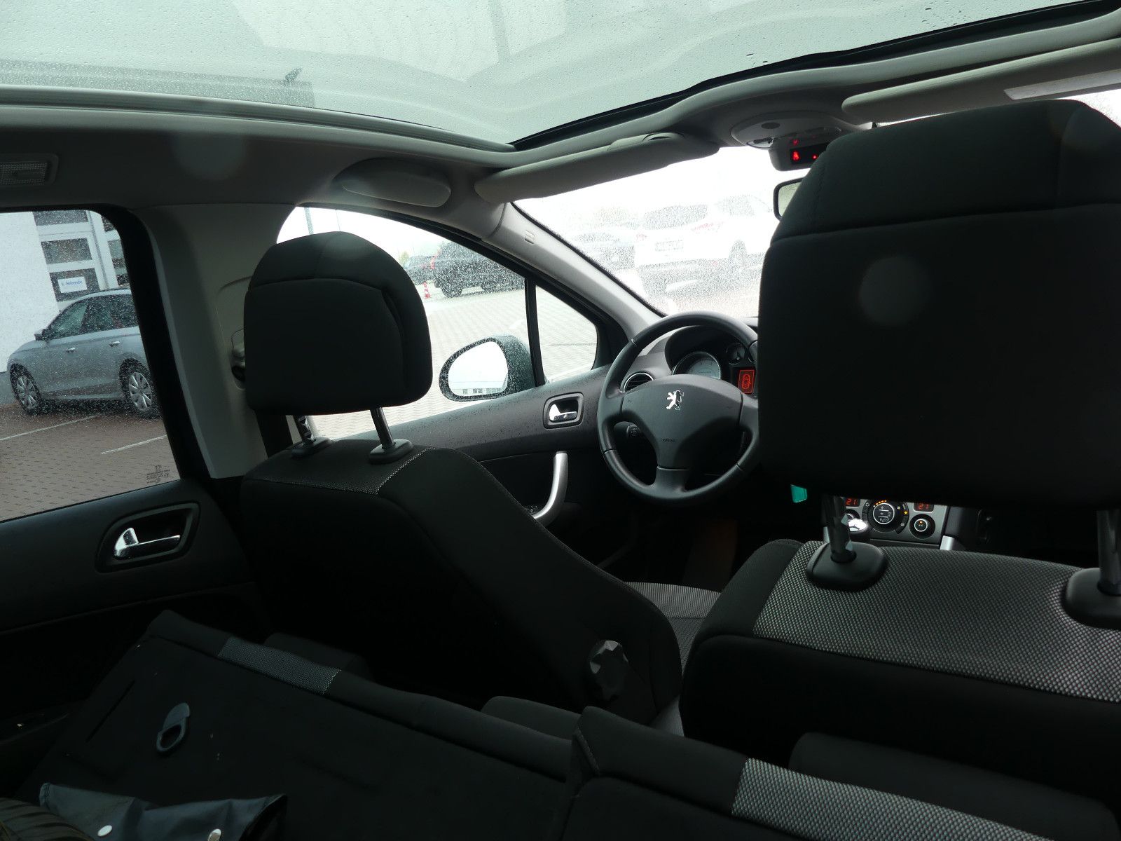 Fahrzeugabbildung Peugeot 308 Sport Plus 150 THP *PDC*SITZHZG*PANO*LM*GRA*