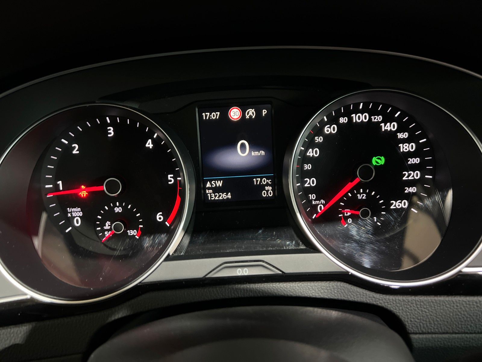 Fahrzeugabbildung Volkswagen Passat Variant Business 2,0TDI *NAVI*ASSiST*LED