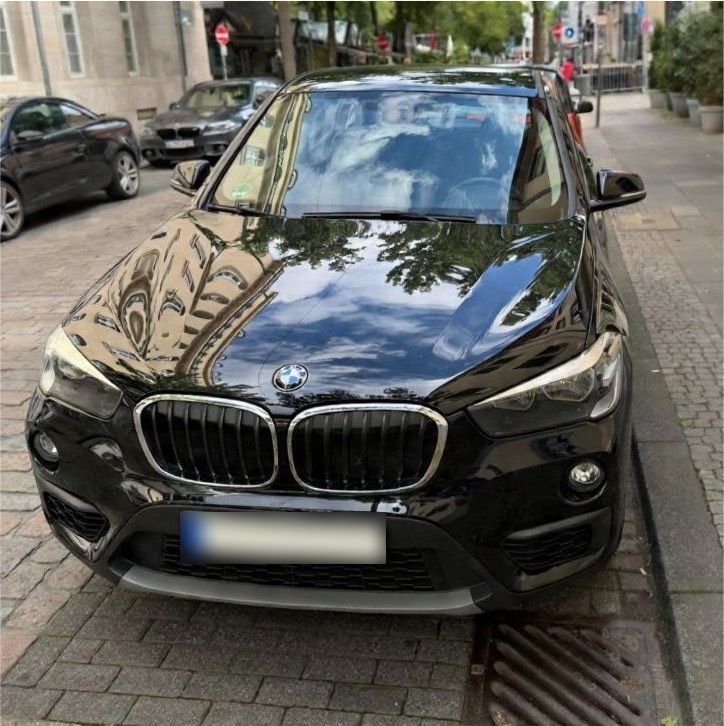 Image of BMW iX1