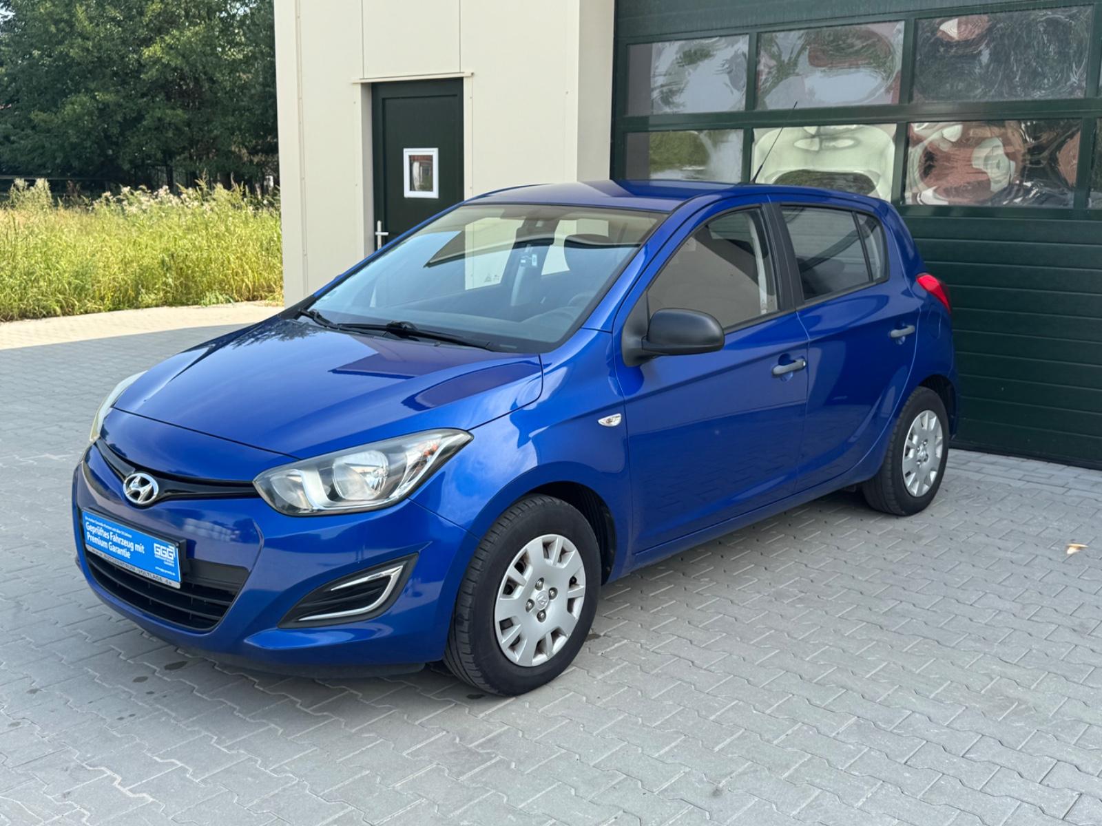 Hyundai i20 FIFA World Cup Edition,Klima,Tüv+Au Neu
