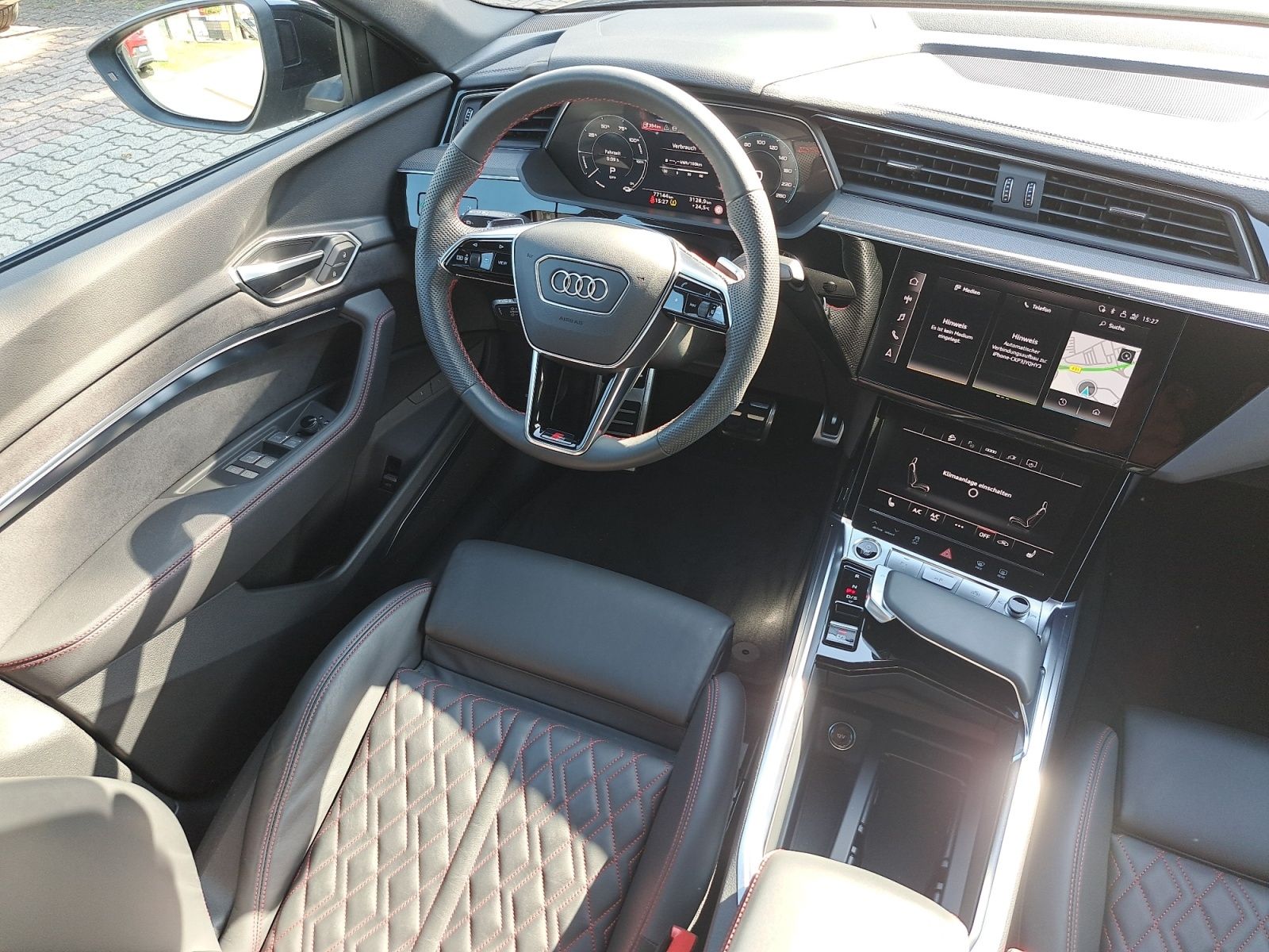 Audi Q8 e-tron - Bild 14