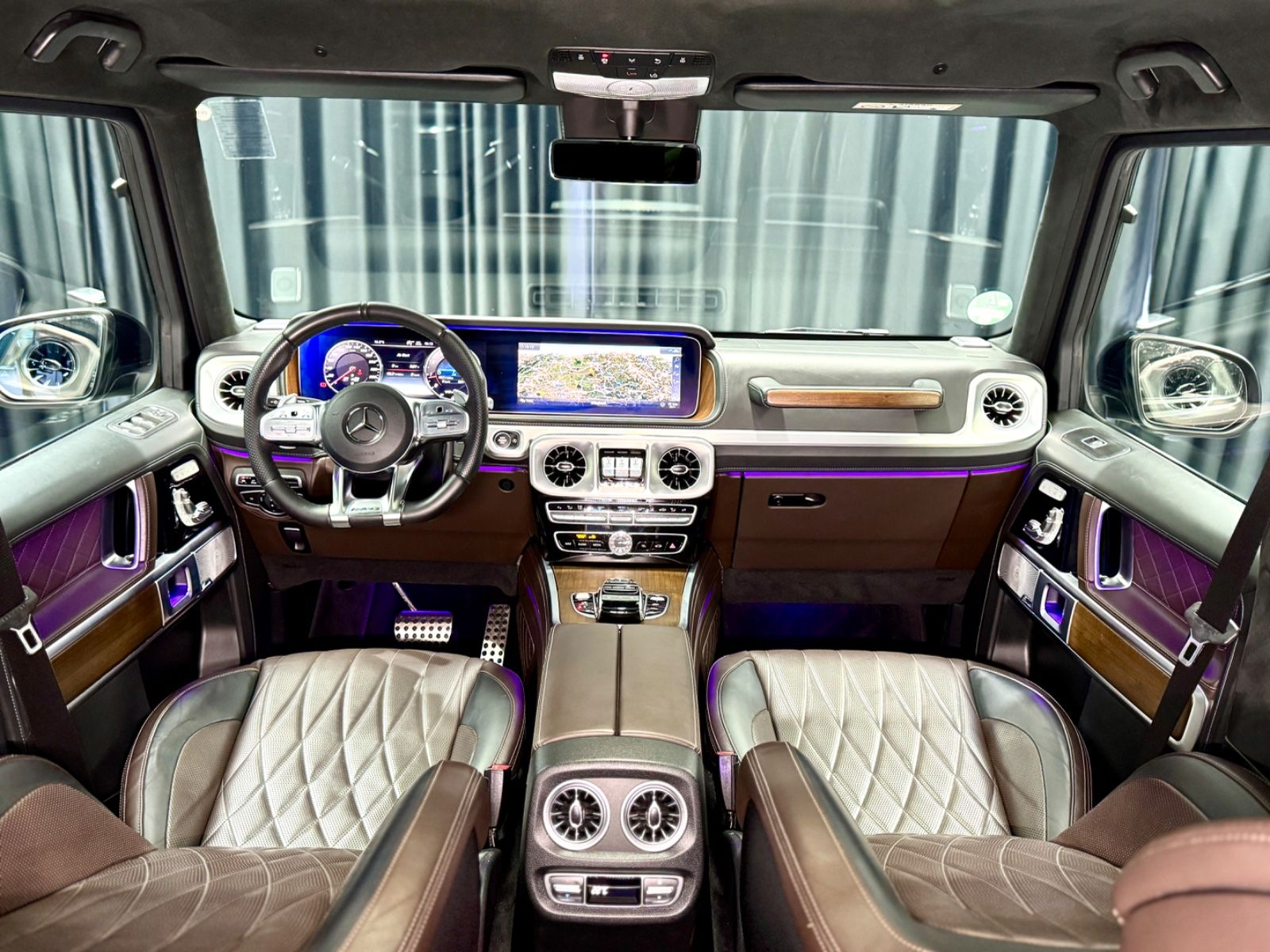 Fahrzeugabbildung Mercedes-Benz G 63 AMG|PERFORMANCE|MASSAGE|AMG-DRIVER|VOLL