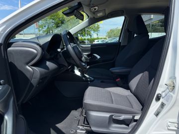 Toyota Yaris - 11