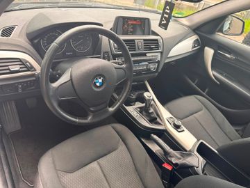 BMW 118 - 8