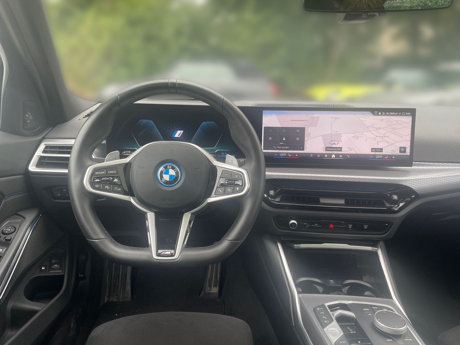 BMW 330e xDrive Touring M Sport HUD DA ACC Pano AHK foto 4