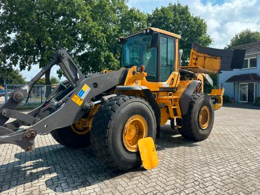 Volvo L120F